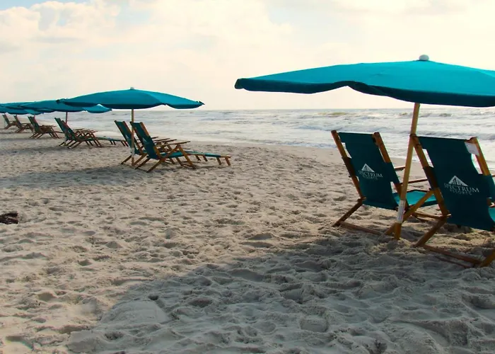 Doral 103-beachclub 1st Floor-luxury Resort-beachfront-updated-new Furniture Apartment Gulf Shores