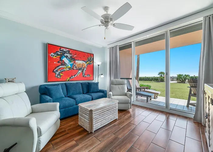 Doral 103-beachclub 1st Floor-luxury Resort-beachfront-updated-new Furniture Apartment